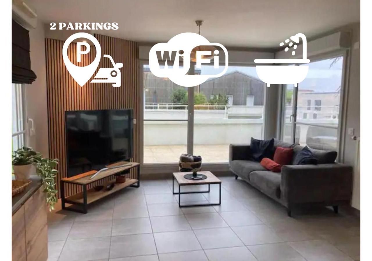 Standing 3 Chambres, Parkings, Terrasse Meyzieu Esterno foto